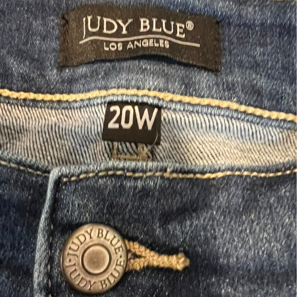 Judy Blue size  20W in excellent condition. - Picture 9 of 11